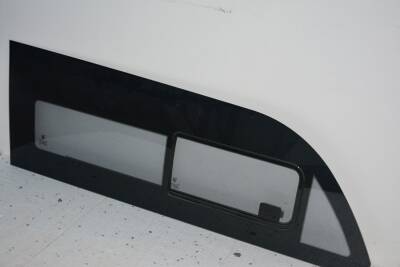 Ford Ranger Sürgülü Camlı Kabin Yan Camı - 1