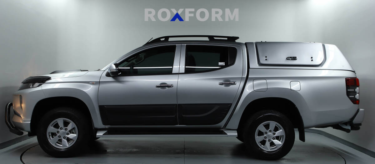 Mitsubishi L200 Yanlar Açılır Panelvan Kabin 2015-2022 - 1