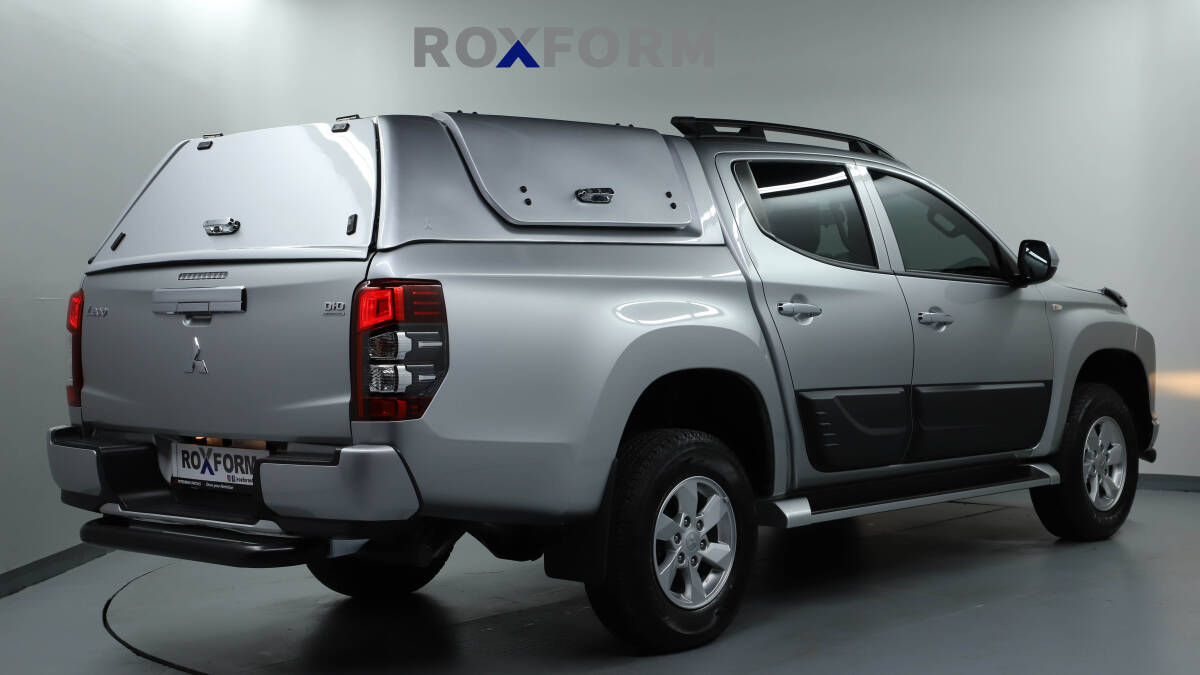 Mitsubishi L200 Yanlar Açılır Panelvan Kabin 2015-2022 - 6