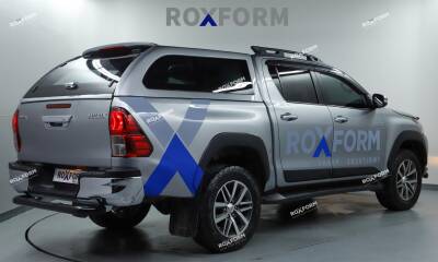 Toyota Hilux Sabit Camlı Kabin 2015-2022 - 2