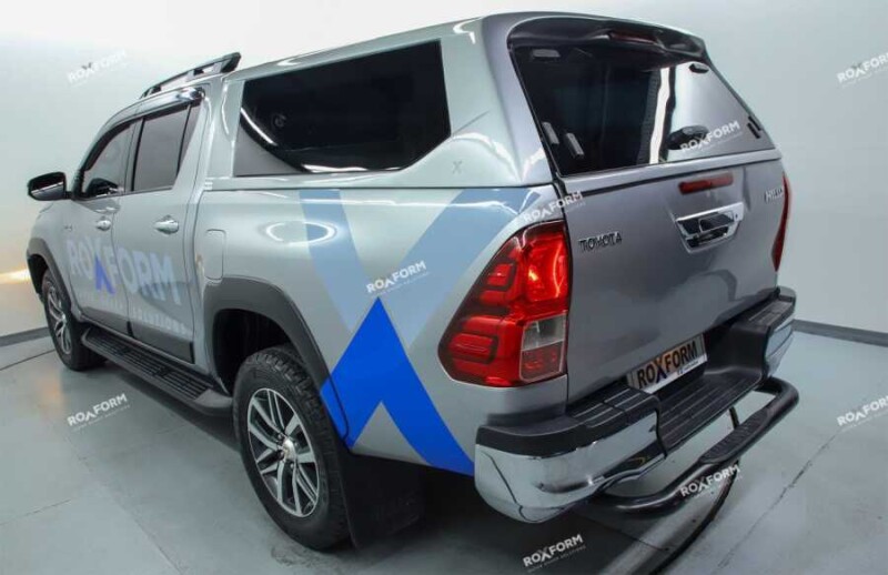 Toyota Hilux Sabit Camlı Kabin 2015-2022 Yeni Tasarım - 3